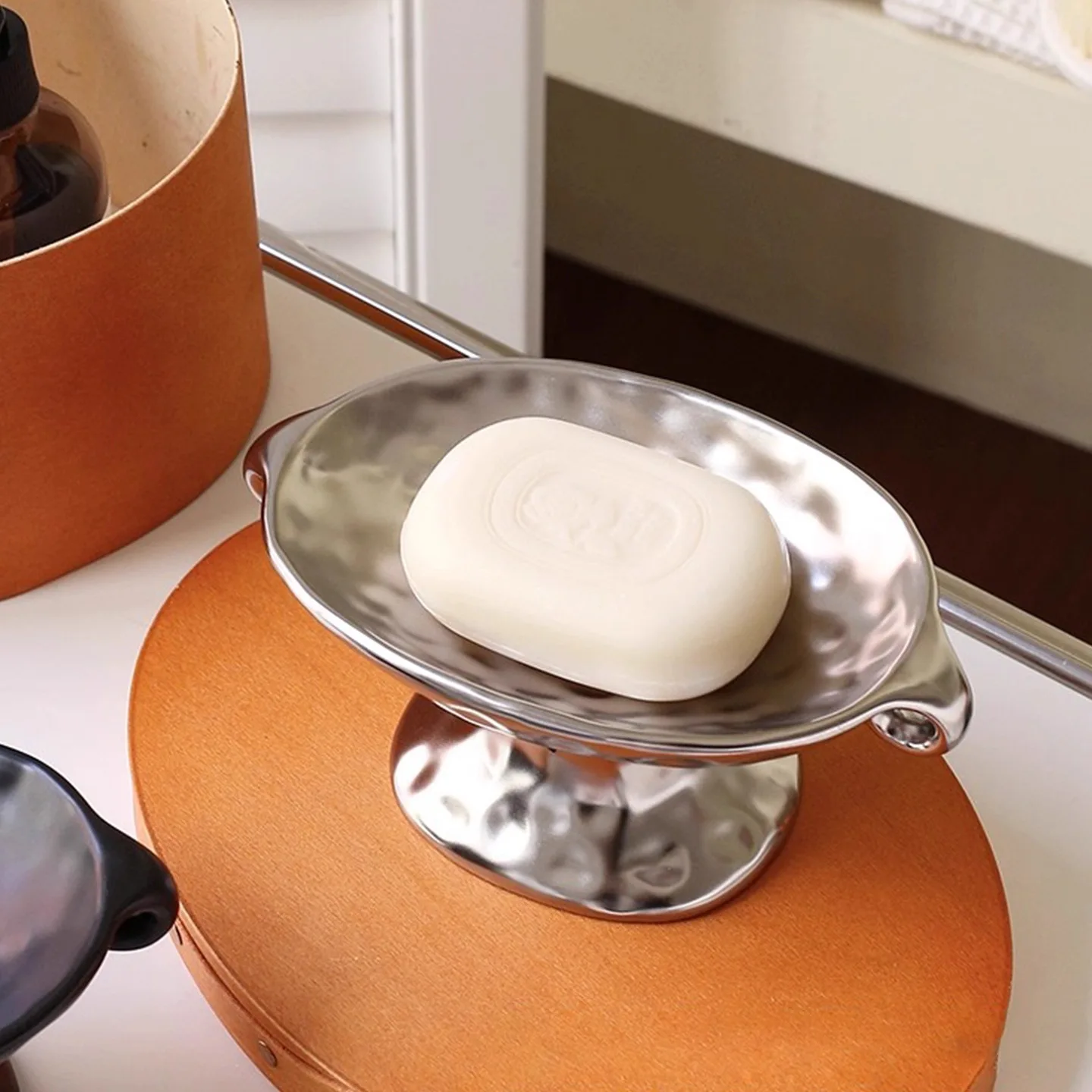 

Aromatherapy Jewelry Tray, Dual Ear Ceramic Storage Tray, Bathroom Soap Box, High-end Decorative Ornament