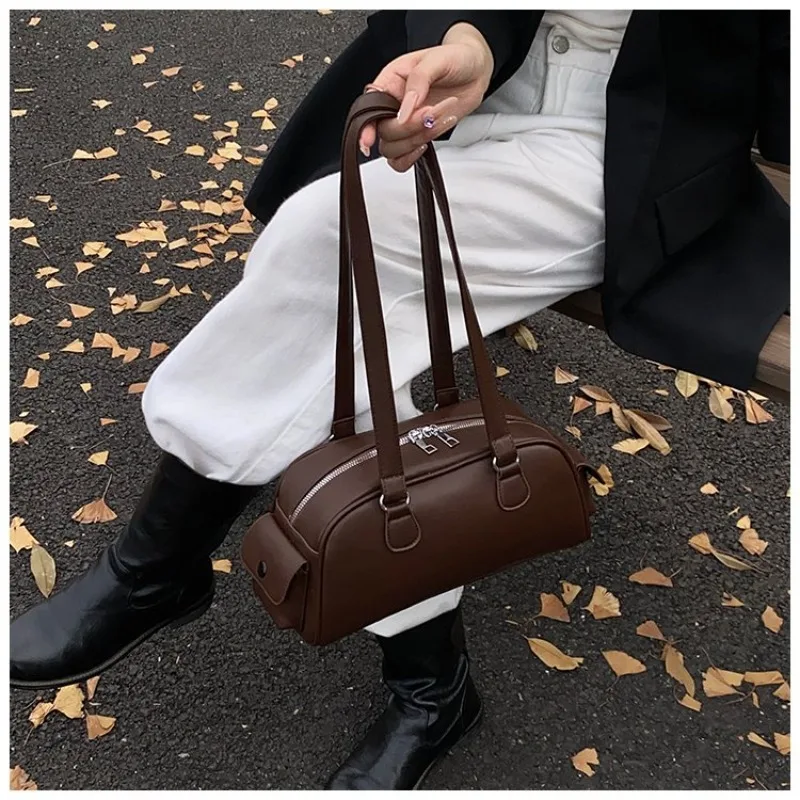 Minimalist Unique Leisure Business Diaper Bag For Women Stylish Vintage Fashionable Leather Tote With Convenient Pockets