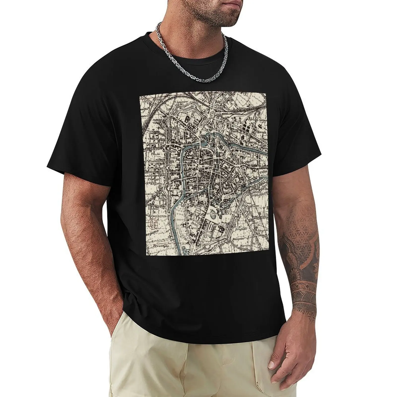 

Vintage Map of Padua Italy (1943) T-Shirt Plus Size Comfort Fit Tee