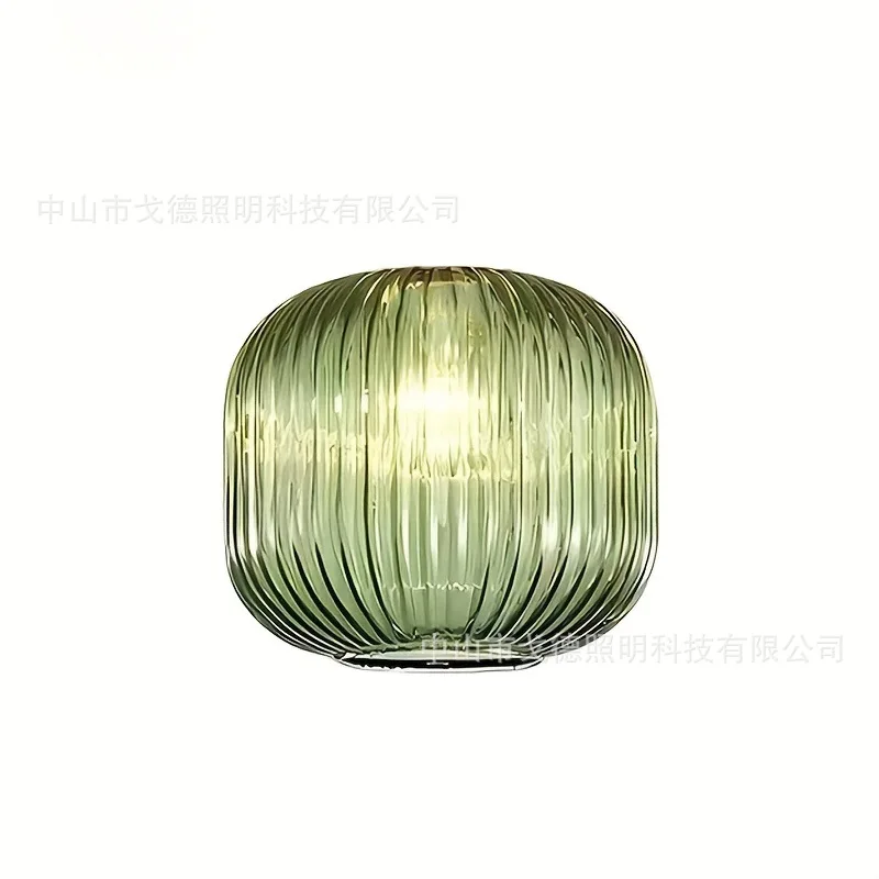 

Сменный глобус для светильника с монтажником 1,65 дюйма, размер 7,9 x 7,1 дюйма, основание E27, зеленая стеклянная крышка абажура для подвесного светильника