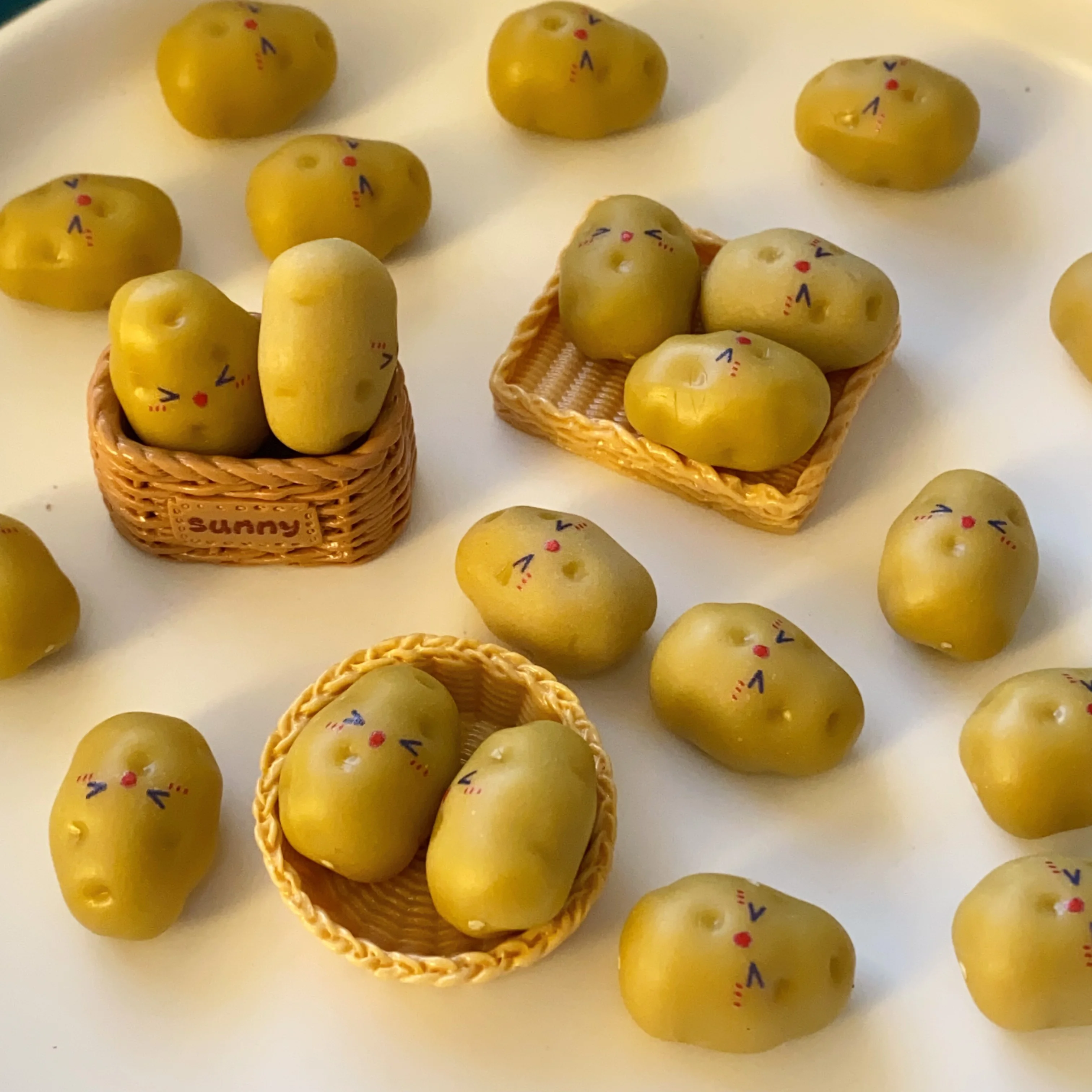Cartoon 3D Potato Resin Cabochon DIY Scrapbooking Crafts Desktop Decoration Simulation Food Play Doll house Accessories