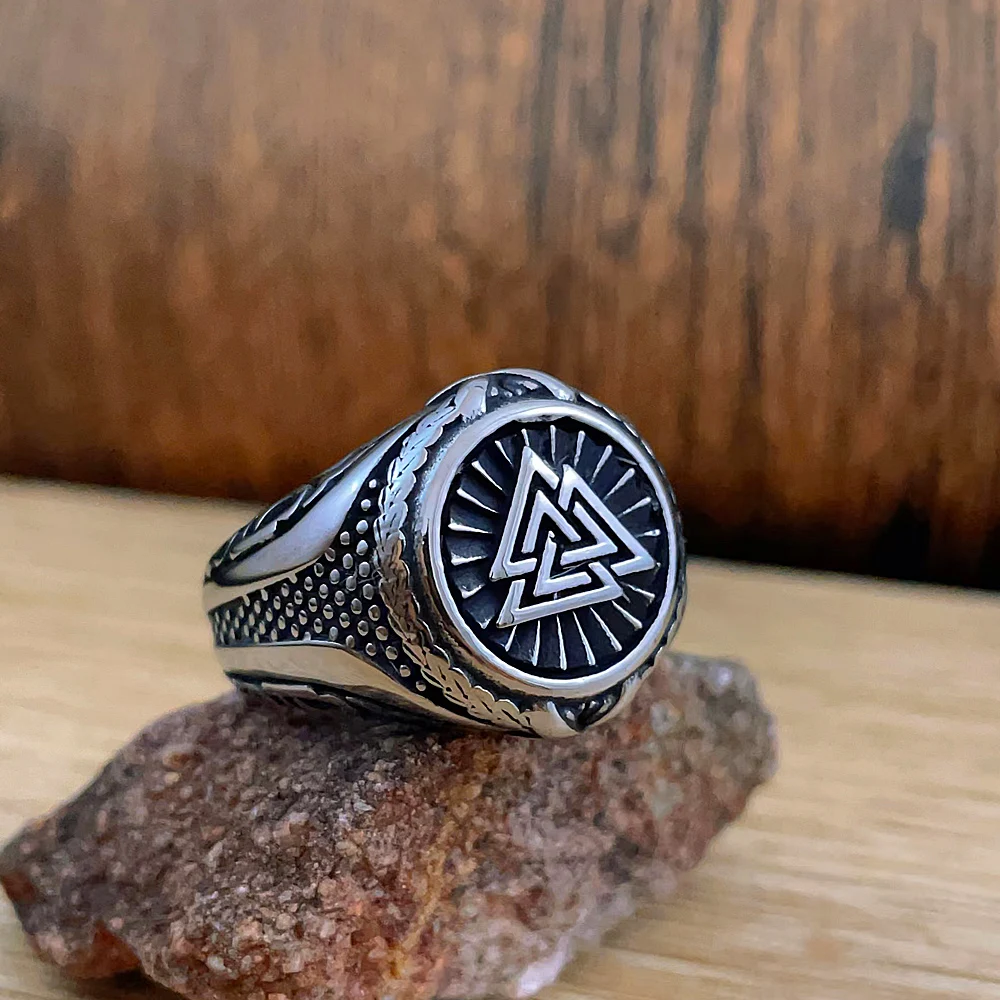 Vintage Viking Valknut Ring Stainless Steel Men Amulet Nordic Odin Irish Celtics Knot Rings Punk Fashion Jewelry Wholesale