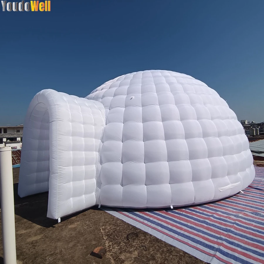 Promozione dello sconto tenda a cupola gonfiabile rifinita con alloggiamento In miele bianco personalizzato 6 metri di diametro una porta utilizzata per le feste