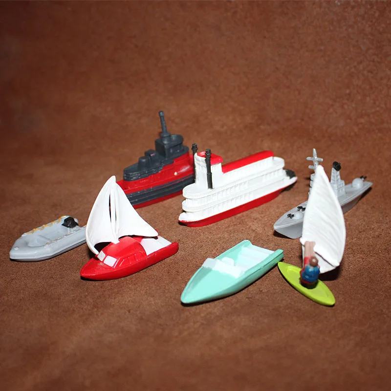 เรือเร็วจิ๋ว เรือใบ เรือกลไฟ โมเดลฟิกเกอร์ ของตกแต่งธีมทะเล ของประดับตู้ปลา ของเล่นจำลอง