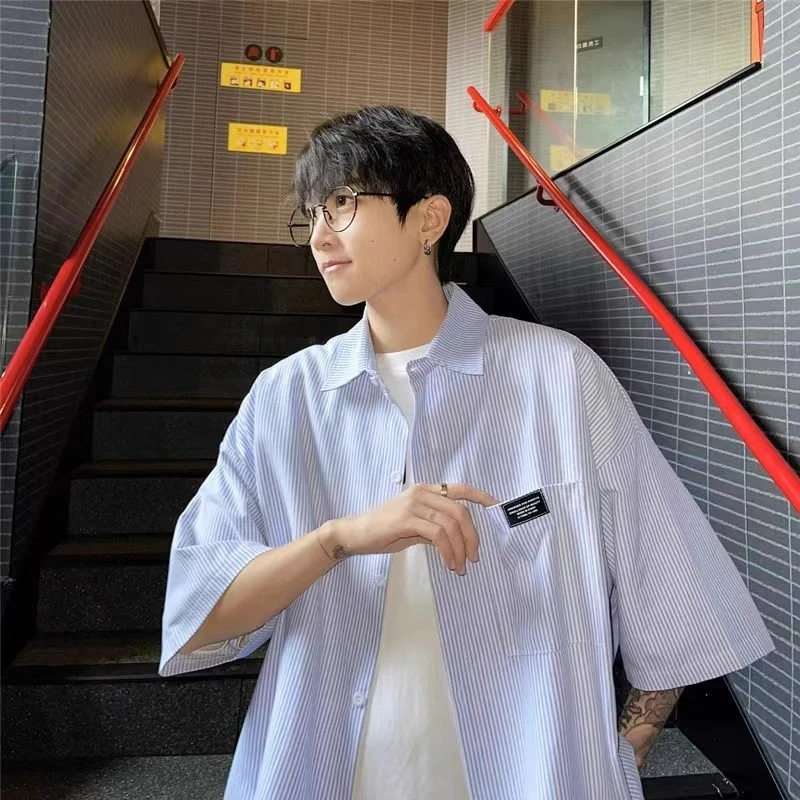 

Летняя мужская свободная полосатая рубашка большого размера (до 300 фунтов), молодежная трендовая верхняя одежда для студентов и подростков, модная одежда