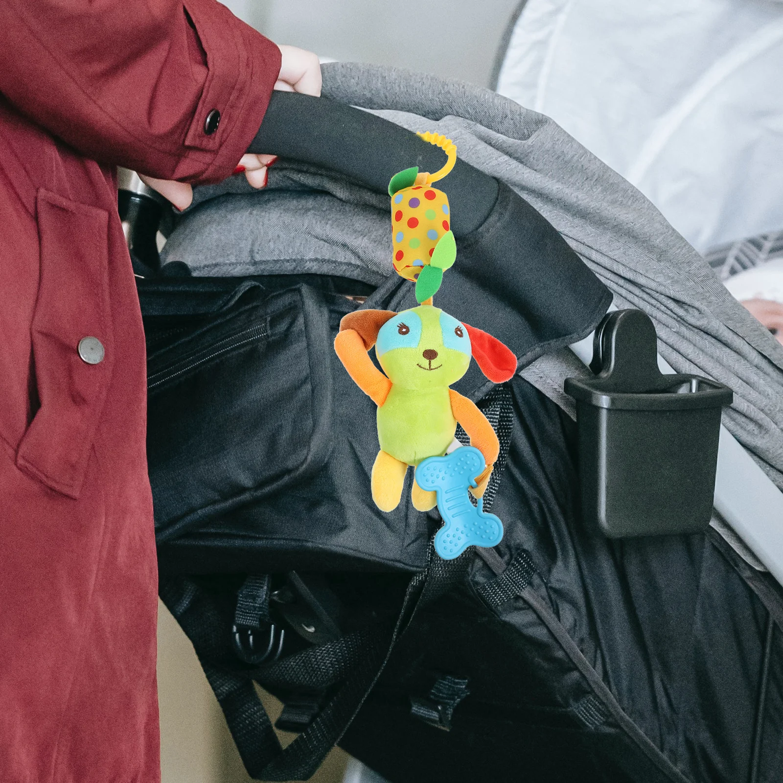 Hond rammelaar hangend voor pasgeboren zachte wieg kinderwagen autostoel baby zintuiglijke ontwikkeling spelen bel kinderwagen wieg