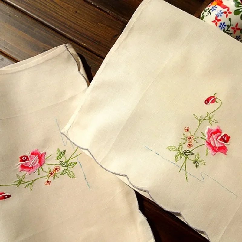 2pcs English Vintage Garden Cotton Embroidery Vintage Cloth Placemat Hand Towel about 32X50CM Handkerchief