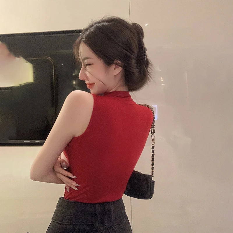 한국 스타일 단색 하프 터틀넥 민소매 슬림 베스트 가슴 패드 포함 여성 상의