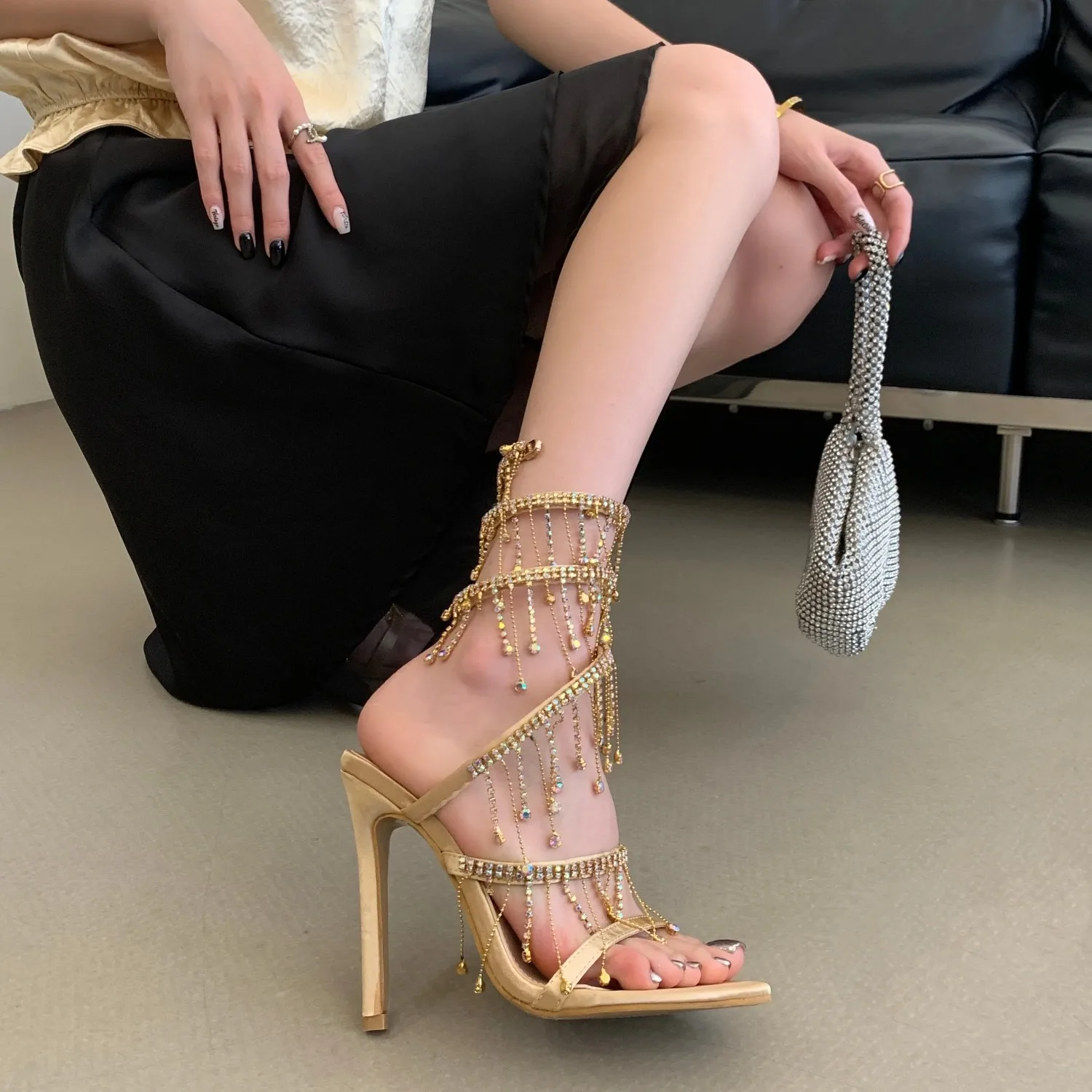 

2026 New Women Luxury Rhinestone Tassel Ankle Wrap Stiletto High Heel Sandals For Wedding Party Evening Club Dress Outfit