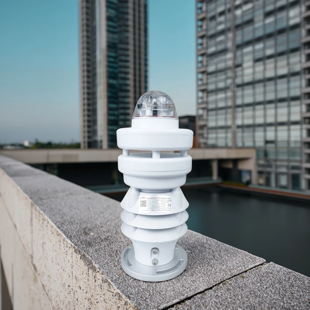 Professional Solar Automatic Radar Rainfall Barometer Weather Station Temperature