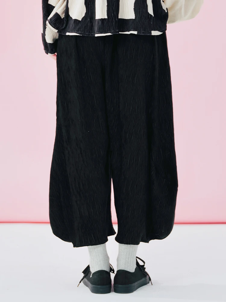 IMAKOKONI original design Women’s Daisy Print Loose Casual Pants – Stylish Daily Wear 244967