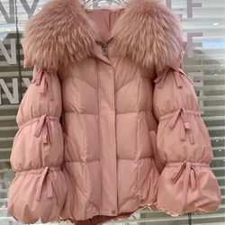 Cappotto di pelliccia naturale Piumino invernale Manica con papillon Cappotto imbottito di lusso alla moda Piumino con collo in vera pelliccia di procione naturale da donna