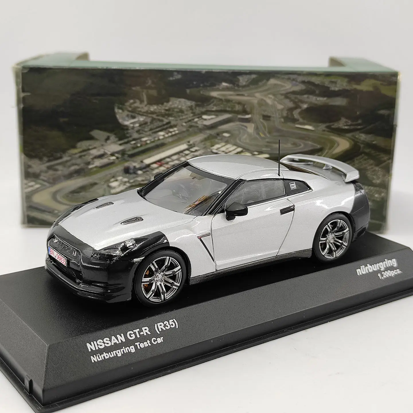 modele-de-voiture-en-alliage-moule-sous-pression-kyosho-1-43-echelle-gt-r-r35-nurburgring-test