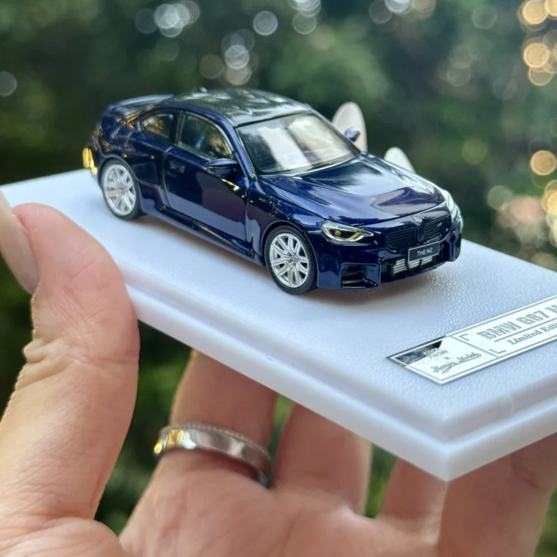 New In Stock Howie Model & Cool 1:64 Bmw M2 G87 Alloy Limited Edition Diecast Bmw Ornaments Custom Toys Kids Christmas Gift