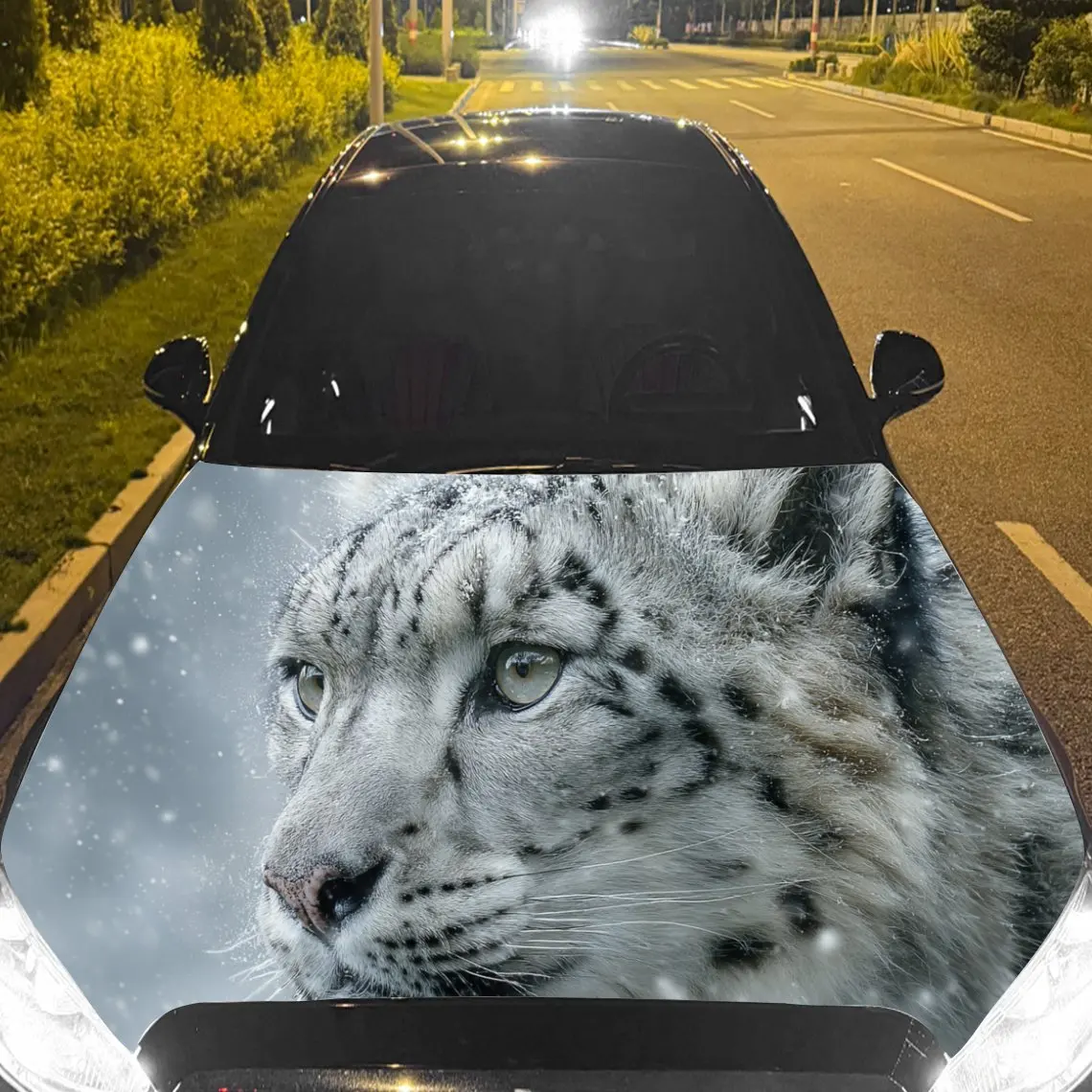 Calcomanía de coche leopardo de nieve con fondo artístico de cielo azul helado y pegatina de capó de coche estética alpina feroz y práctica, impermeable