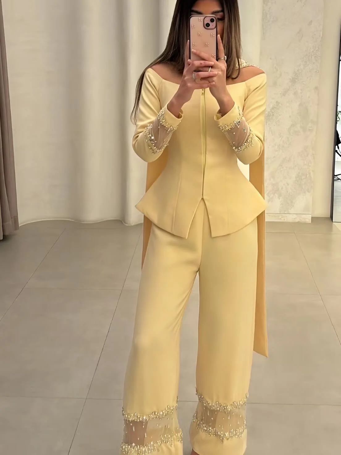 

Dubai Elegant Evening Dresses Luxurious Yellow Special Occasion Prom Gowns Beads Chiffon Customized платье женское