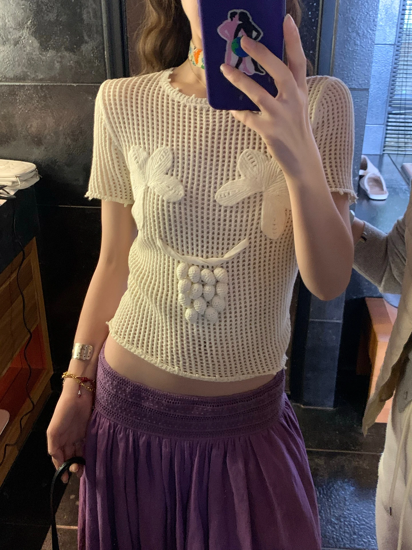 

Футболка женская Le Rouge ручной работы с коротким рукавом, вышивкой в виде гроздьев винограда и цветочным узором, стандартный крой, из чесаного хлопка