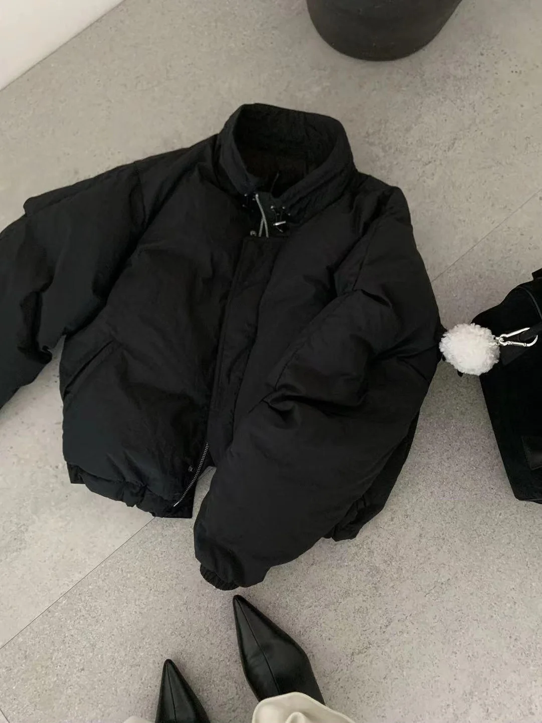 

Black Stand Collar Loose Cotton Jacket Women's Fashionable Thickened Windproof Winter Outerwear Korean Style Long Sleeve Zipper