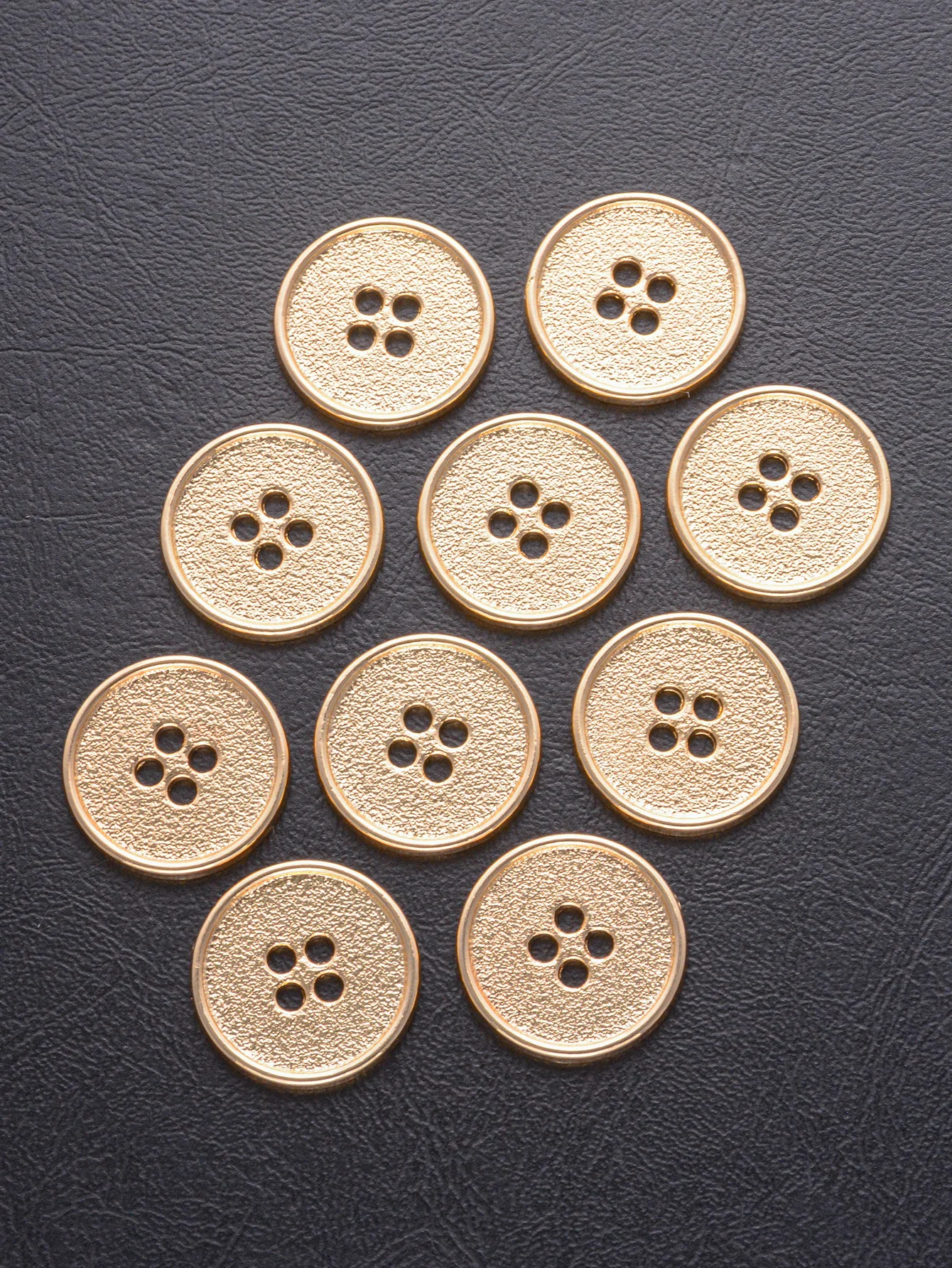 10pcs/Set Classic Round Flatback Buttons Jewelry DIY Hand Sewing 4 Holes Metal Buttons Apparel Accessories All Match