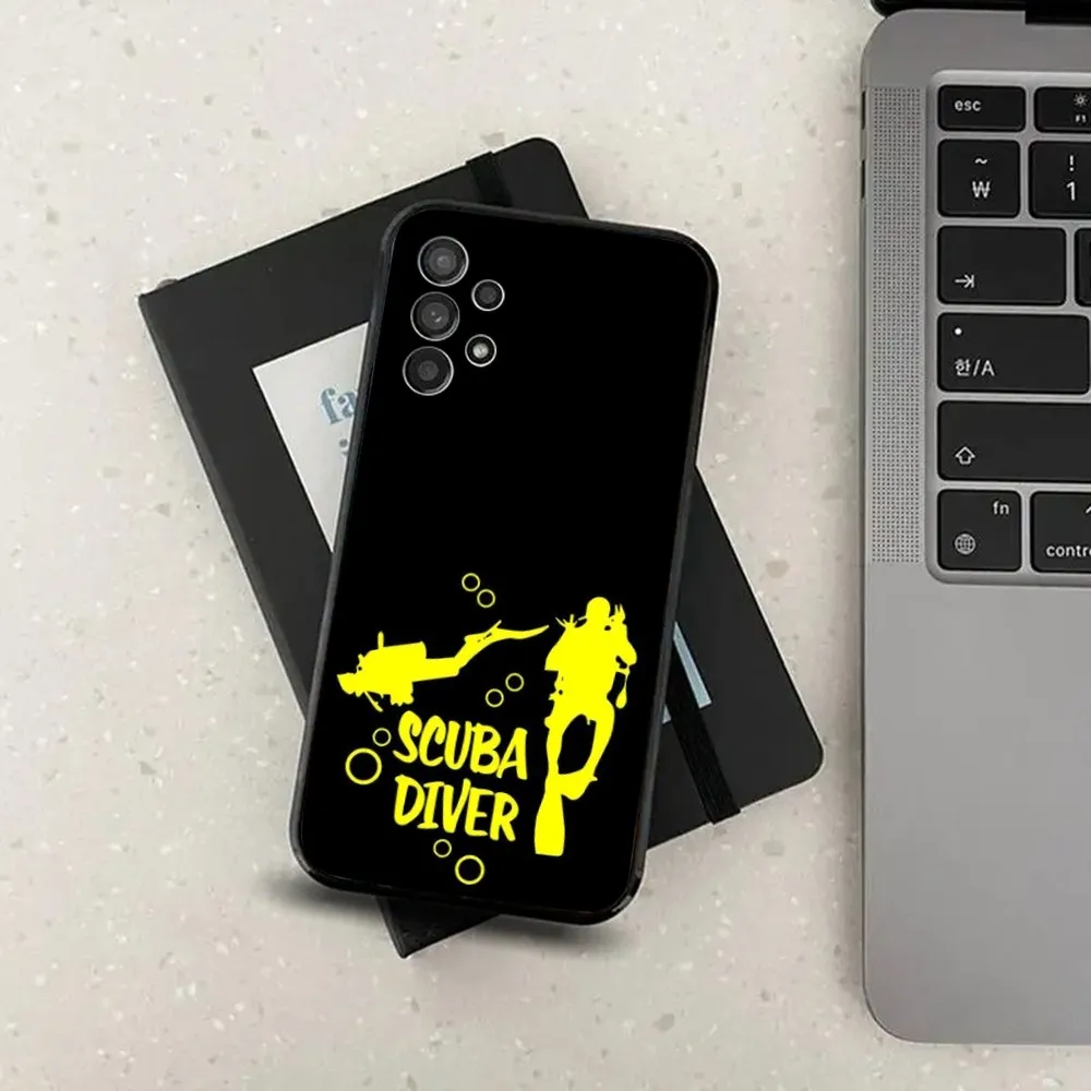 Scuba Diver  Diving Phone Case For Samsung S24,S21,S22,S23,S30,Ultra,S20,Plus,Fe,Lite,Note,10,9,5G Black Soft Cover