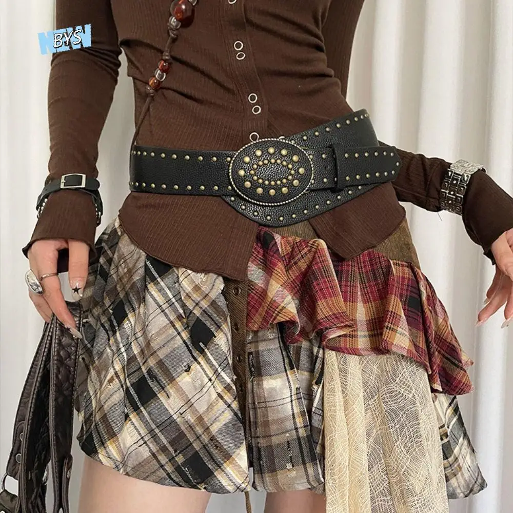 

Fashion Rivet Retro Street Rivet Belt Rhinestone Flower Y2K Wide Waistband Round Buckle Adjustable PU Leather Belt Jeans