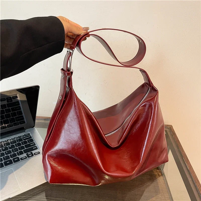 Trendy PU 2024 Hot Selling Women's Crossbody Bag Solid Color Zipper Trendy Fashion Shoulder Bag Soft Simple Versatile Handbag