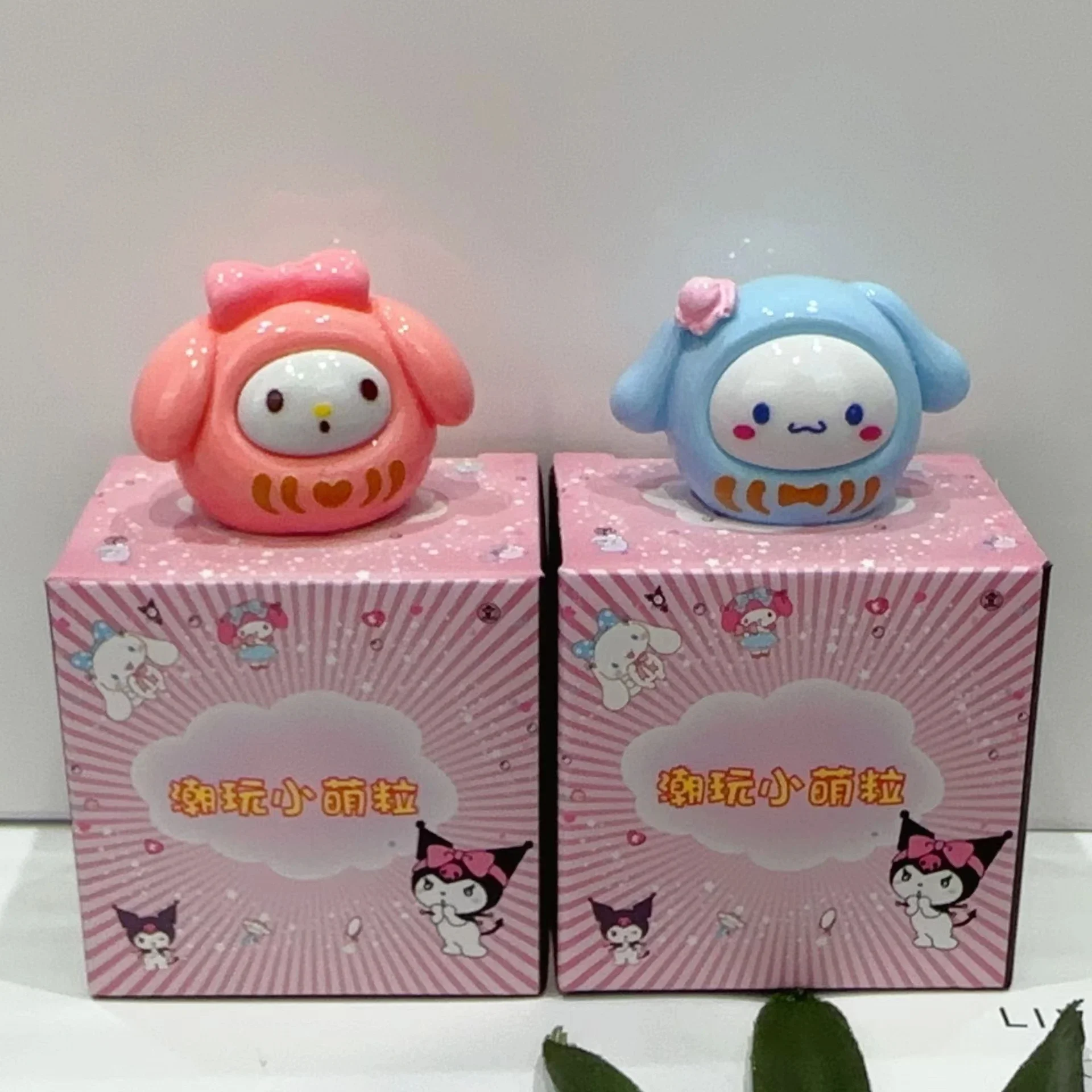 Sanrio-ミニチュアレジンの置物,色とりどりのミニチュアレジンの置物,自分でできる漫画のマイメロミクロミシンナモロール,彫像アクセサリー,車の装飾,1箱あたり24個