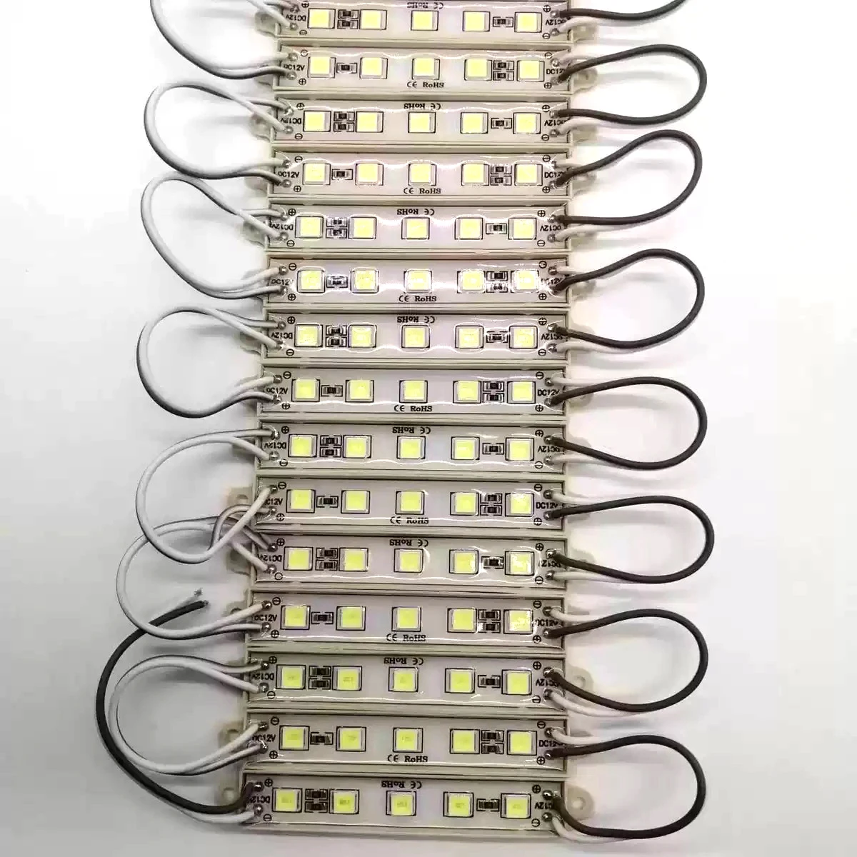 200 pezzi per lotto Modulo LED impermeabile super luminoso 5 led, DC12V, 5050, 5054, modulo DC12V, 20 pezzi per stringa, bianco caldo,