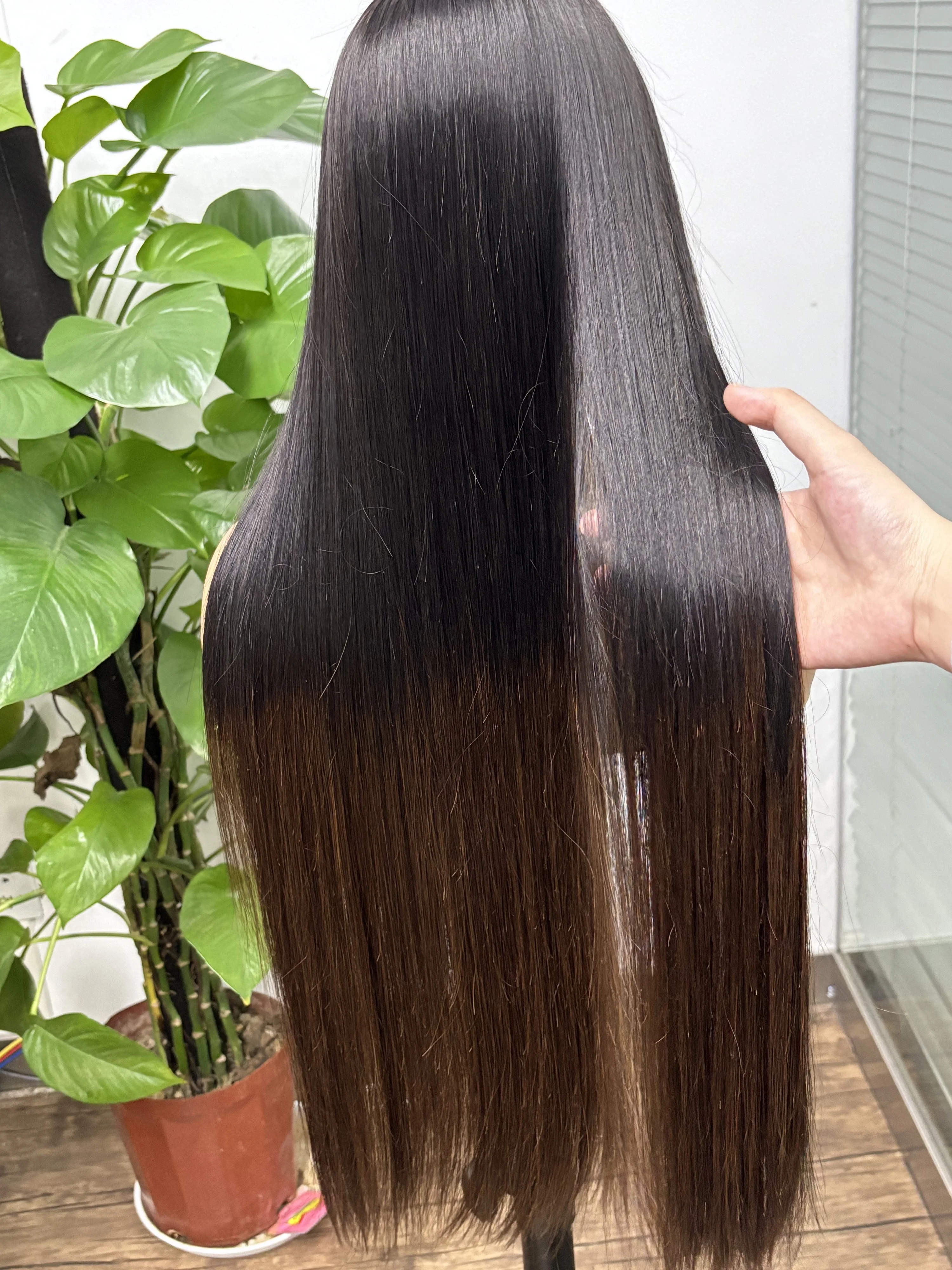 V Beauty 2X6 HD Kant 1BT4 Bob Pruik Dubbelgetrokken Ruw Menselijk Haar Pruik voor Vrouwen Ombre Vietnamese Ruwe Menselijk Haar Steil Natuurlijk