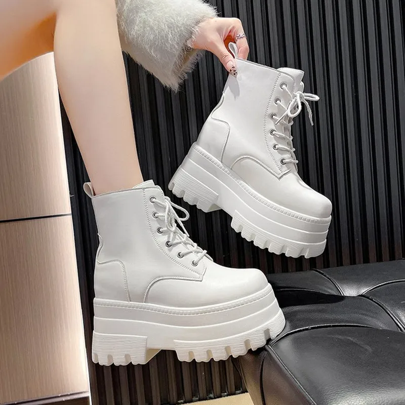 2025 Brand Front Lace Military Boots Platform Thick Bottom Calf Ankle Boots Autumn and Winter New Shoes for Woman Botas Mujer view 4