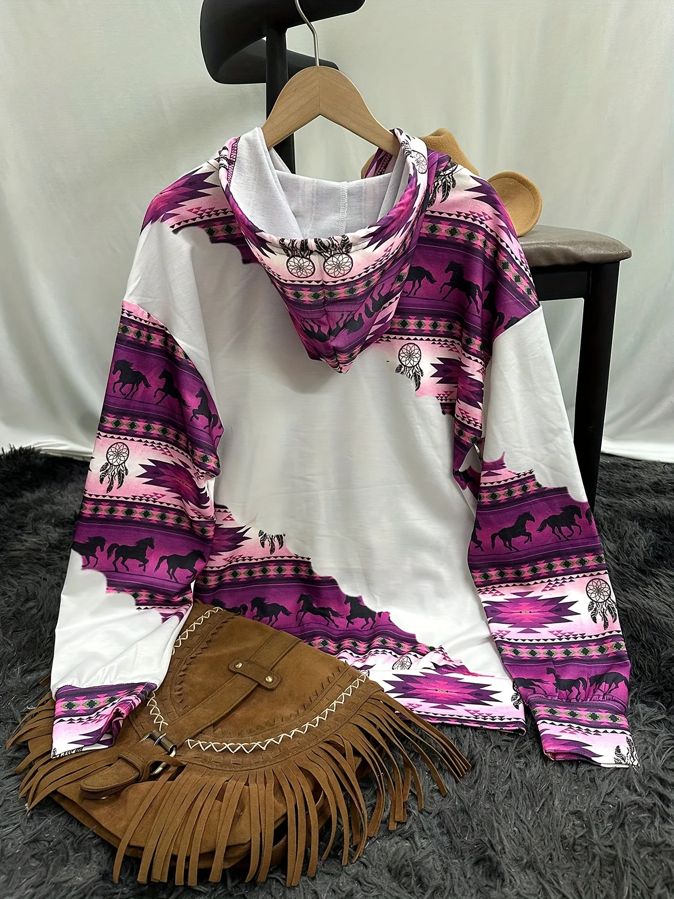 Women's casual fashion round neck pullover hoodie Western ethnic style retro print women's top hoodie