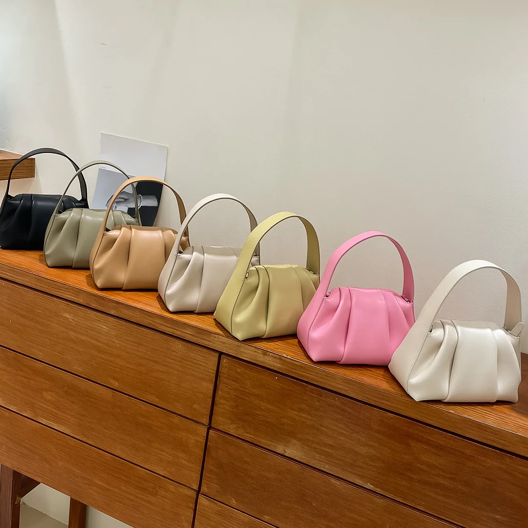 

2024 Summer New Cloud Bag Wrinkled Underarm Bag French Soft Shoulder Women's Bag
