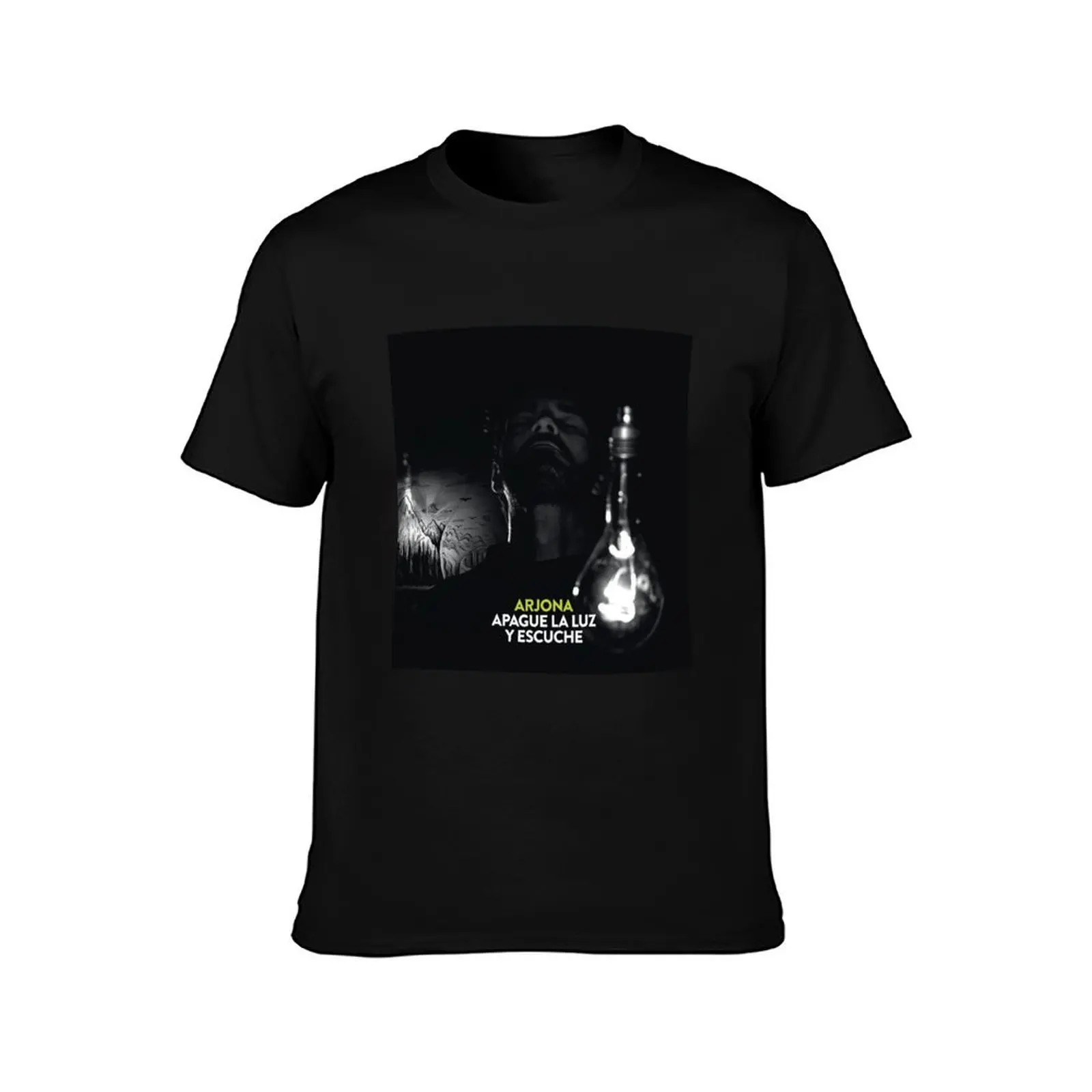 Ricardo Arjona apague la luz y escuche T-Shirt Cool Dry Performance T-Shirt