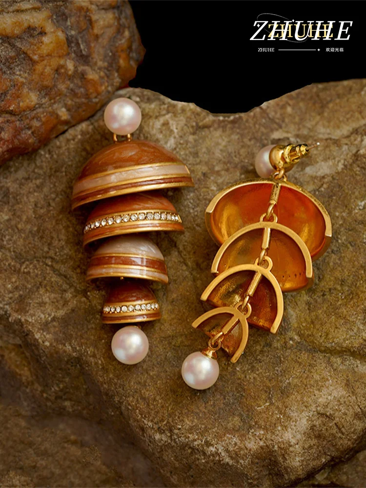 

Retro Multi-Layered Dome Dangle Earrings, Copper Female Jewelry & Accessories, Warm Earth Tone Enamel with Rhinestone & Pearl Ac