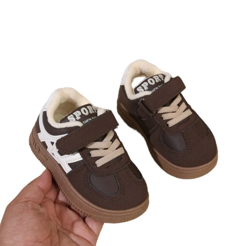 

Бархатная спортивная обувь из искусственной кожи для мальчиков, зимние детские зимние ботинки 2024, повседневные кроссовки из овечьей шерсти для девочек, размер 22-31