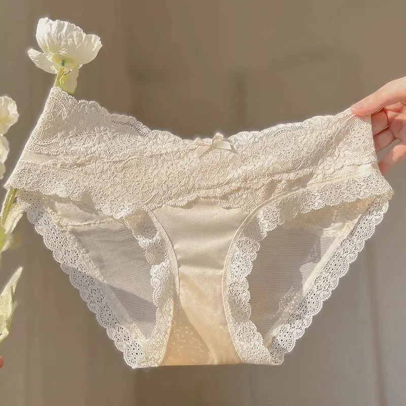 

French retro embroidered lace panties female sexy new pure desire beige briefs low waist summer