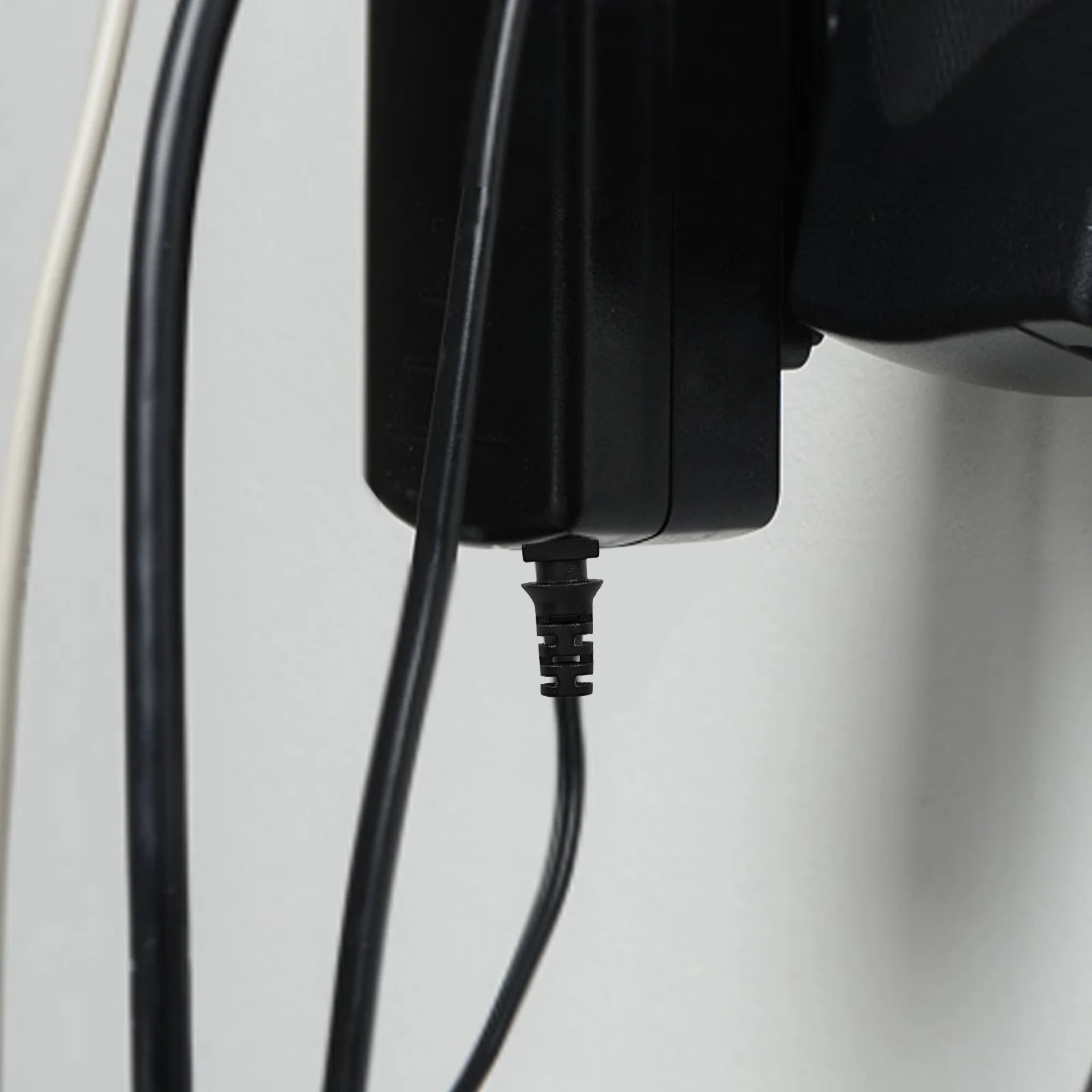 100 قطعة كم حماية الأسلاك كابل الغدد ABS سلالة الإغاثة الحبل قبضة موصل للأسلاك الكهربائية تحديد صندوق وصلات #5