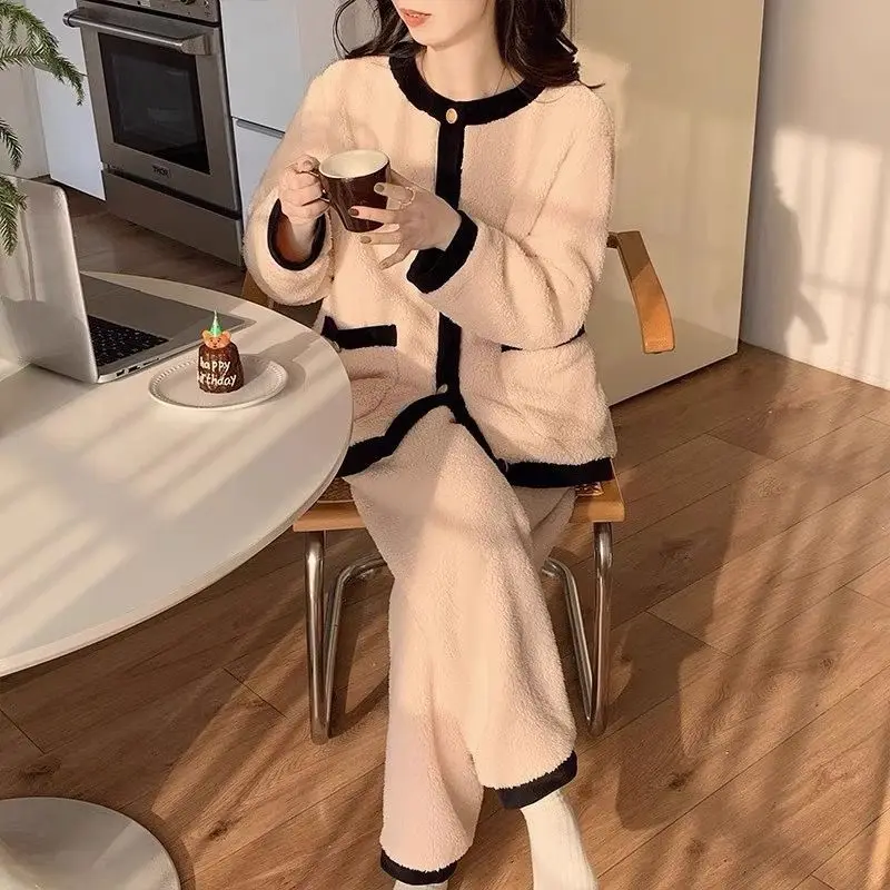 

Пижамы для девочек из кораллового флиса с патчворком, женские осенне-зимние кардиганы с легким ароматом, утолщенный фланелевый домашний комплект