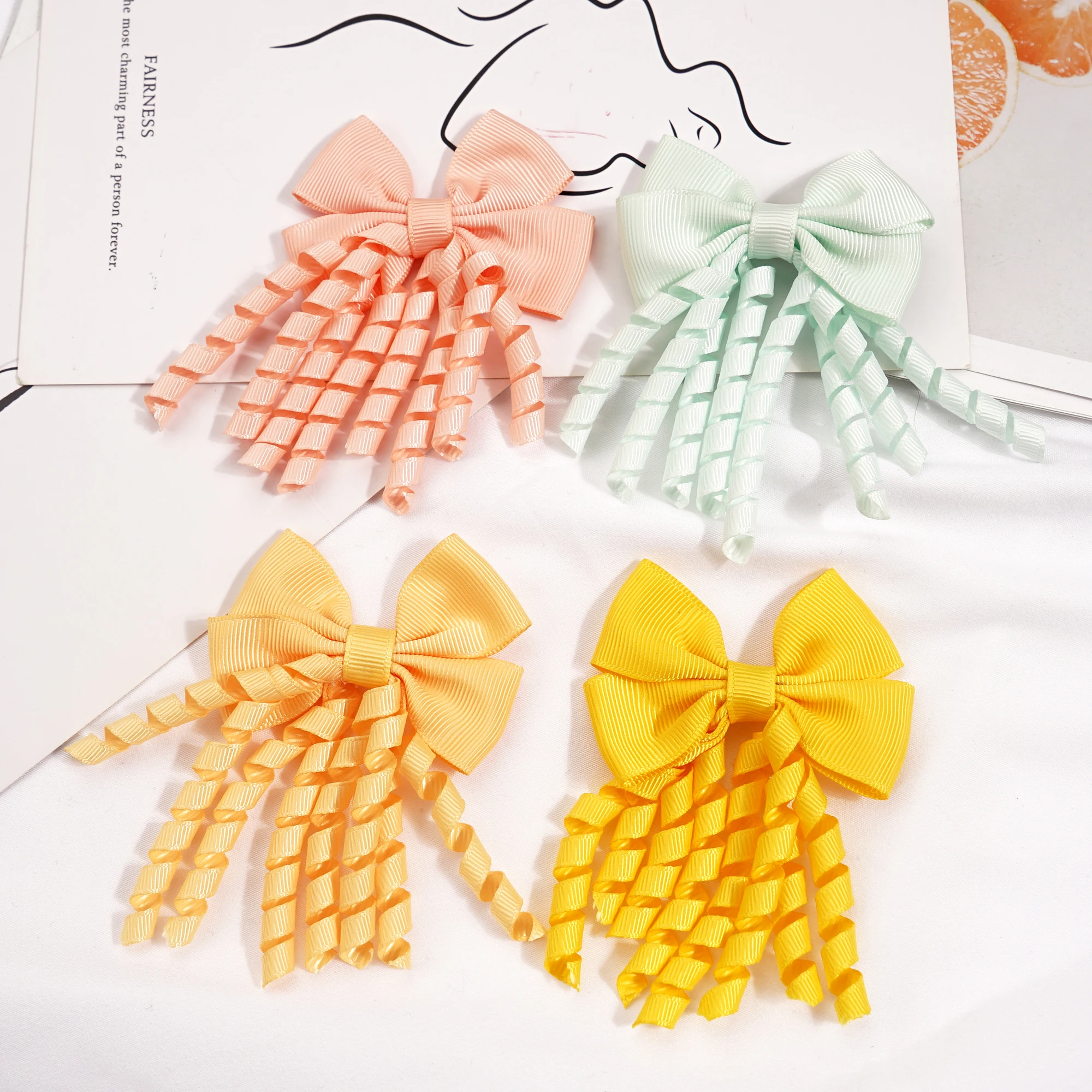 20pcs Baby Girls Hair clips with Bows 3 Inch Grosgrain Ribbon Curly Korker Hair Bows Elastic Hair clips