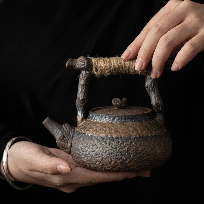Hemp Rope Handle Dead Wood Beam Pot Japanese Gilt Iron Glaze Coarse Pottery Teapot Household Tea Maker Teapot Holder Collection