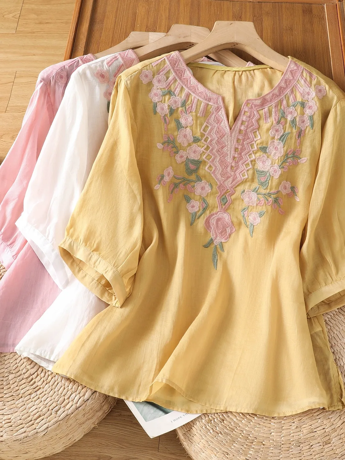 

Женский летний тонкий свободный повседневный топ из хлопка и льна с вышивкой Ele, новый китайский маленький топ с v-образным вырезом