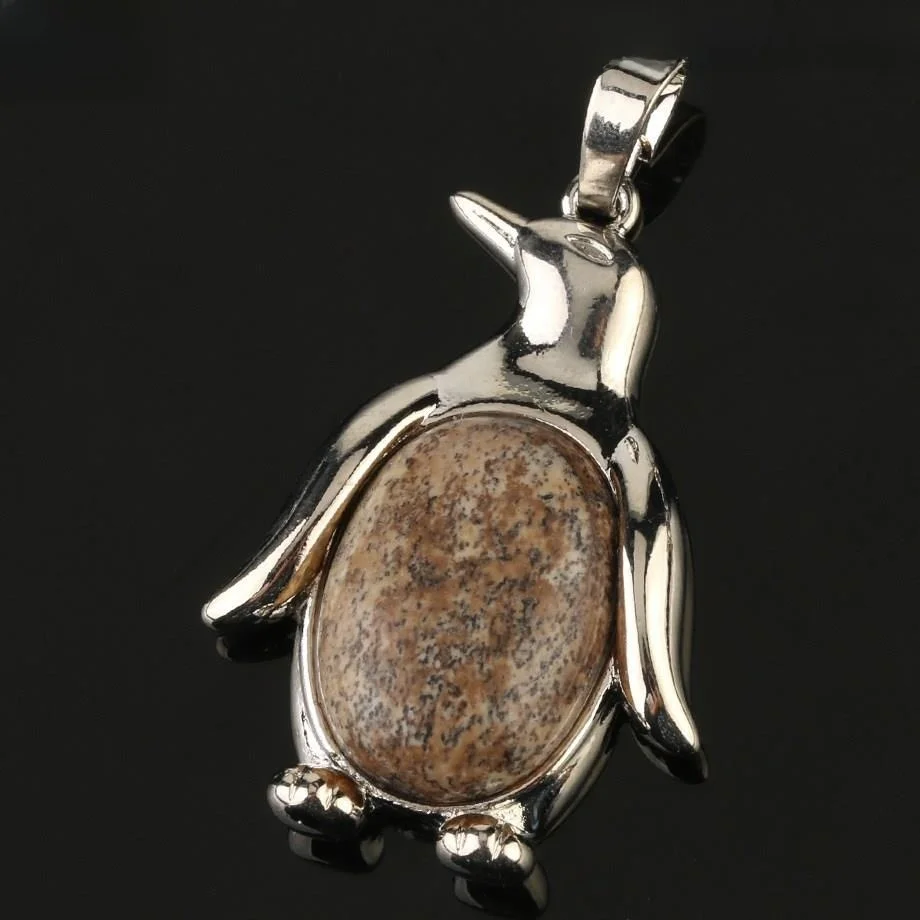 

Korean Style Tian Stone Penguin Pendant Necklace Crystal Embedded Cross-Border Fashion Jewelry Accessory Spring 2023 New Arrival