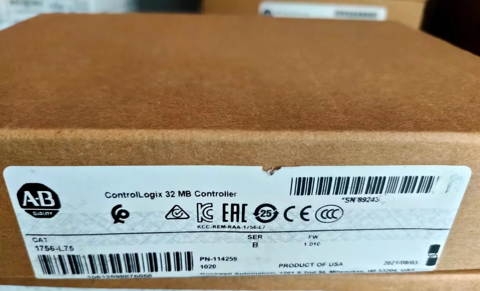 1Pc Nieuwe Ab 1756-L75 1756L75 B In Doos Merk