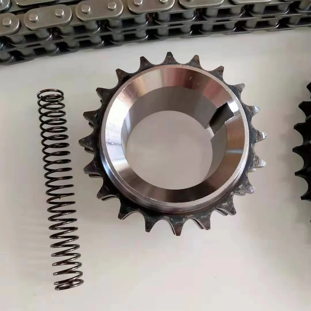 Engine Timing Chain Kit for NISSAN LD20 LD28 Diesel Engine 13070-21002 13028-V0700 for Skyline Laurel Bluebird Cedric Vanette Se