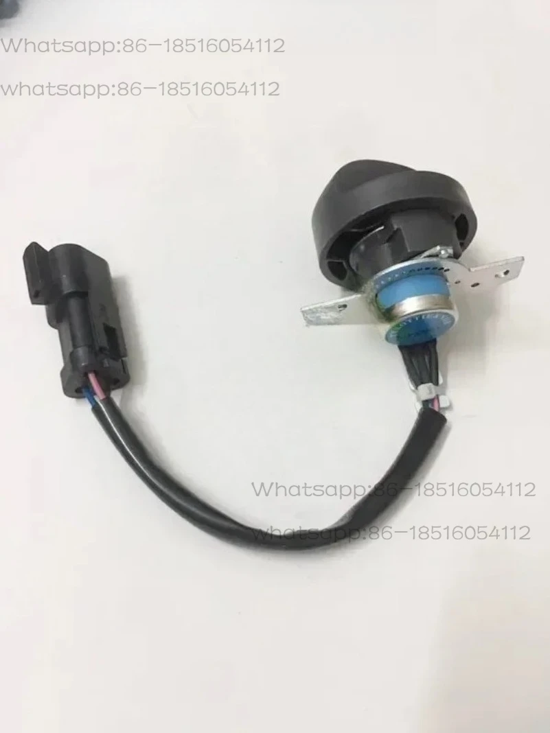 

Komatsu Throttle Knob 130 120/200 -7/-6/-5 Throttle Gear Switch Refueling Controller Accessories