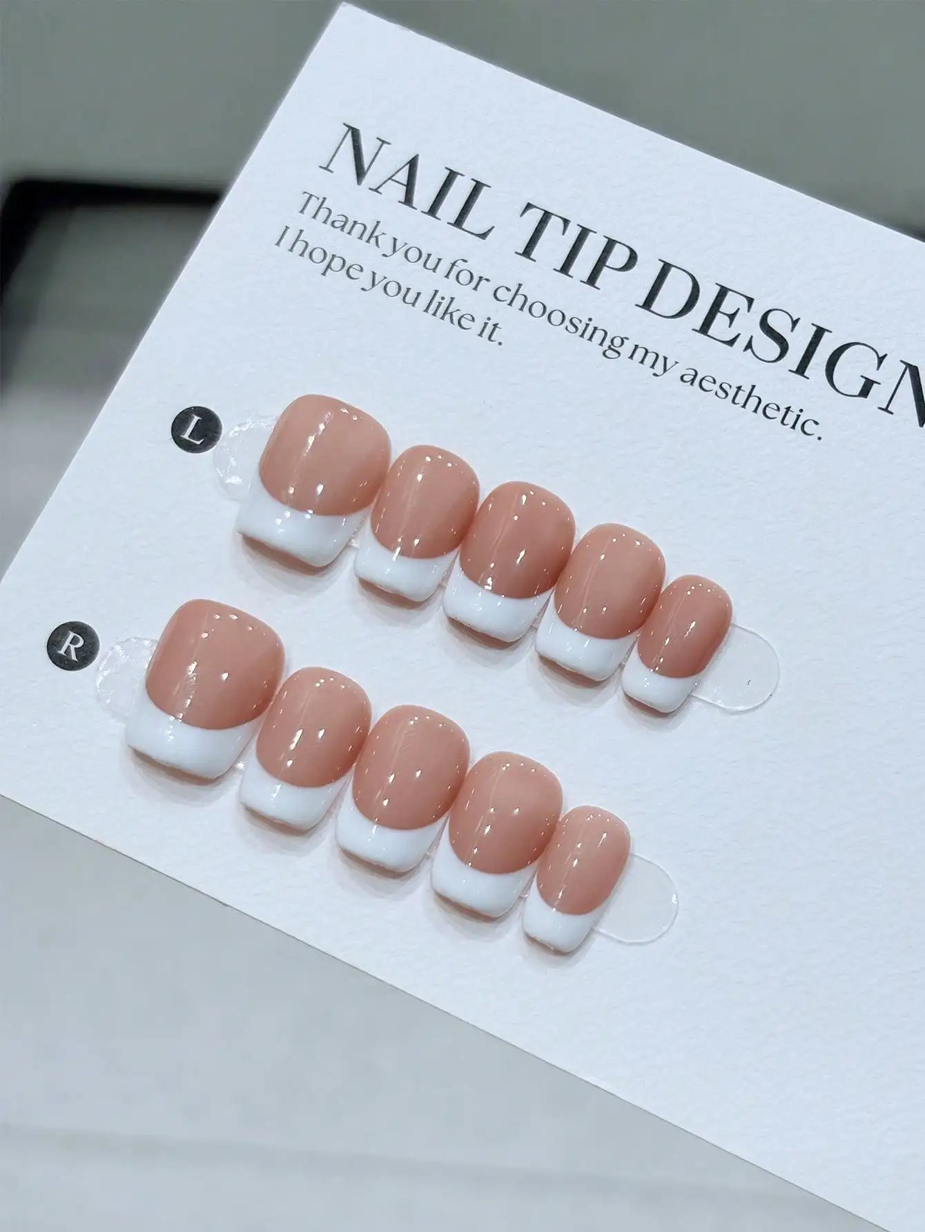 

10pcs Handmade Wearable Nail Stickers, Short Square Press-On Nails, Minimalist & Fashionable Style, White French Manicure, Suitable For Women & Girls, Applicable For Holidays, Daily Life, Work, Parties & Gatherings. The Set Includes Mini Nail Files And Do