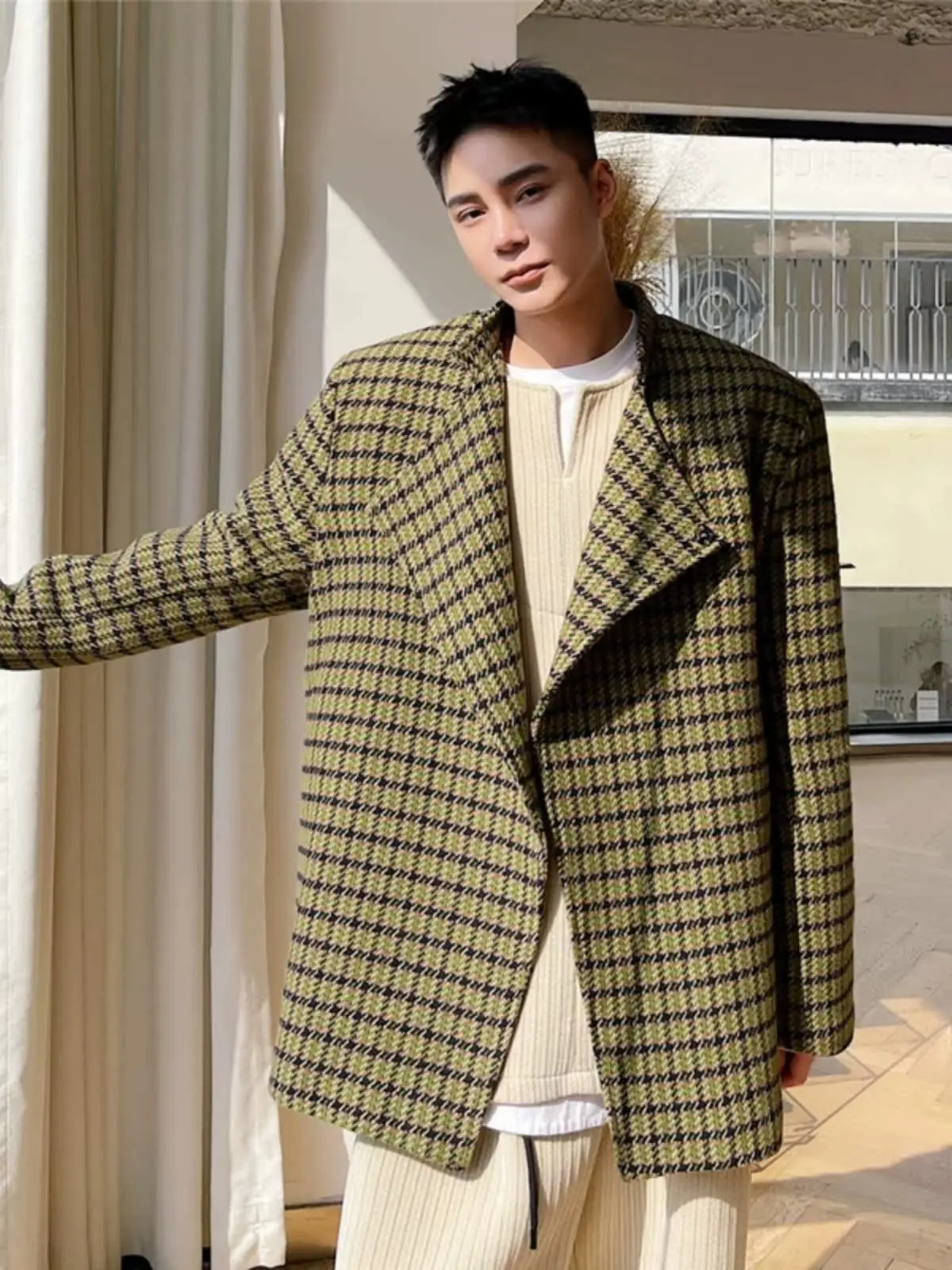 

Autumn Winter New Sle Chinese Rvated Design Cheered Woolen Men's Loose Suit Jaet Trendy Stand Collar Wide Lapel Coat