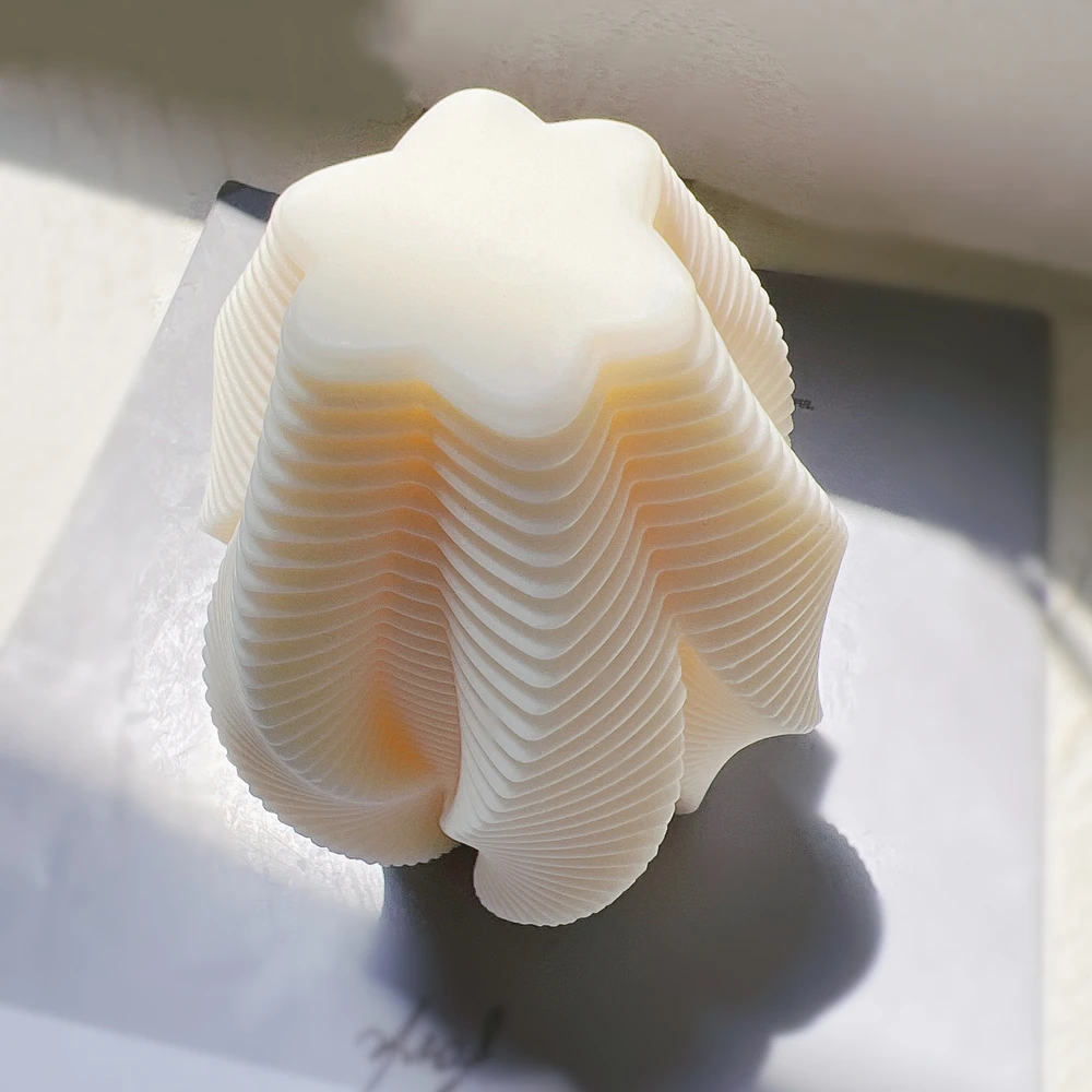 Ribbed Swirl Silicone Candle Mold Geometric Wave Twirl Silicone Mould Taper Abstract Art Decorative Wavy Stripe Soy Wax Molds