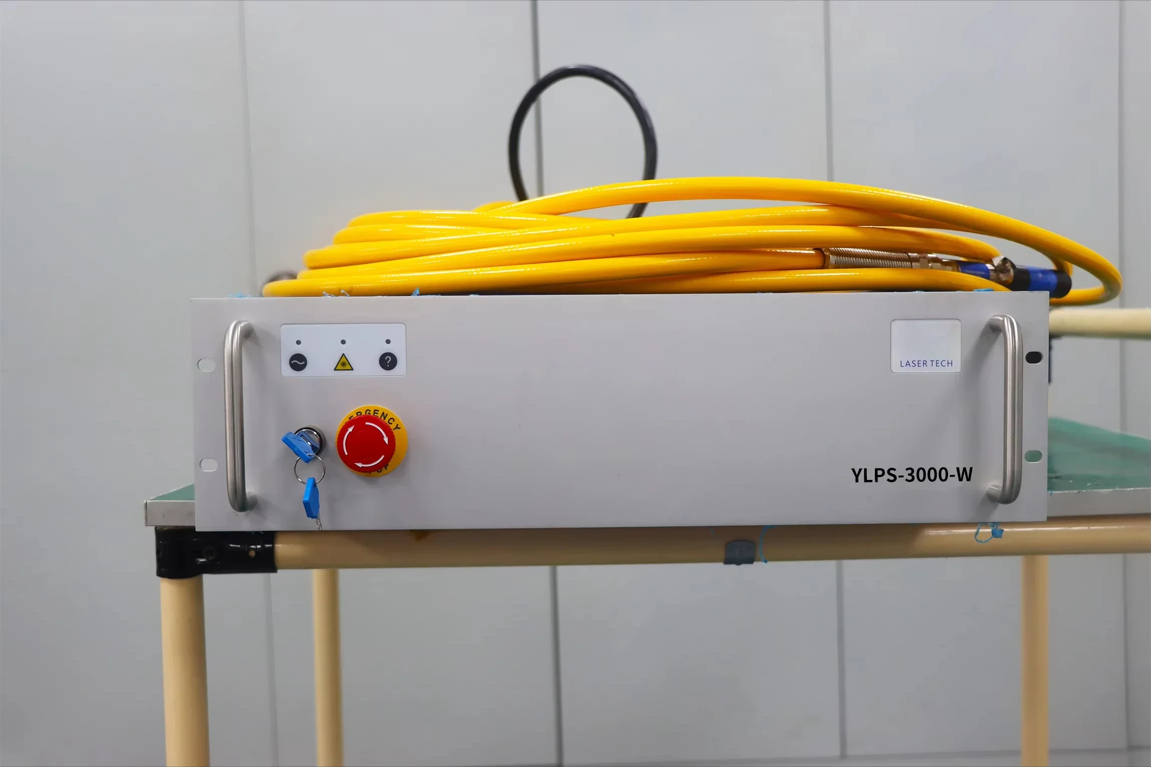 Single Mode Fiber Source GW 3KW  YLPS 3000 W  Upgraded of 4S 030H for Cnc Fiber Cutting Welding Drilling Machine