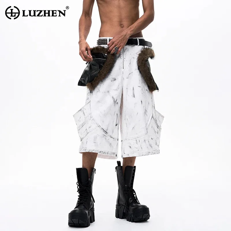 

LUZHEN 2026 New Original Tie-dyed Pattern Faux Fur Leather Pockets Decorate Straight Cropped Trousers Men's Trendy Shorts JY6375